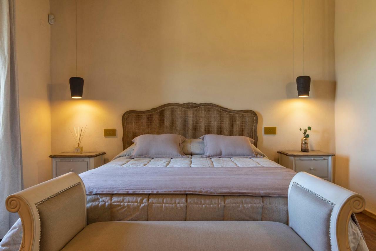 מונטלצ'ינו Capanna Suites מראה חיצוני תמונה
